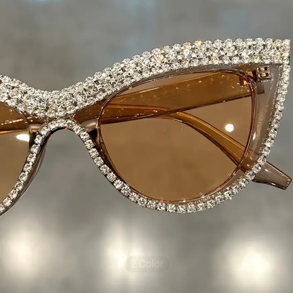 Glossy Flossy Bling - Picture 4 of 4